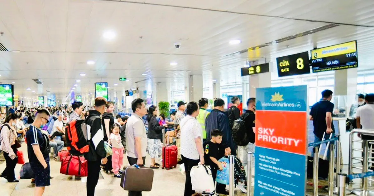 Giá vé máy bay tăng cao dịp lễ Quốc khánh 2-9