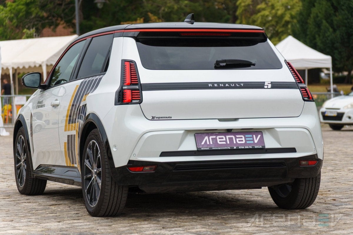 ការធ្វើតេស្តជួរពិតរបស់ Renault 5 E-Tech