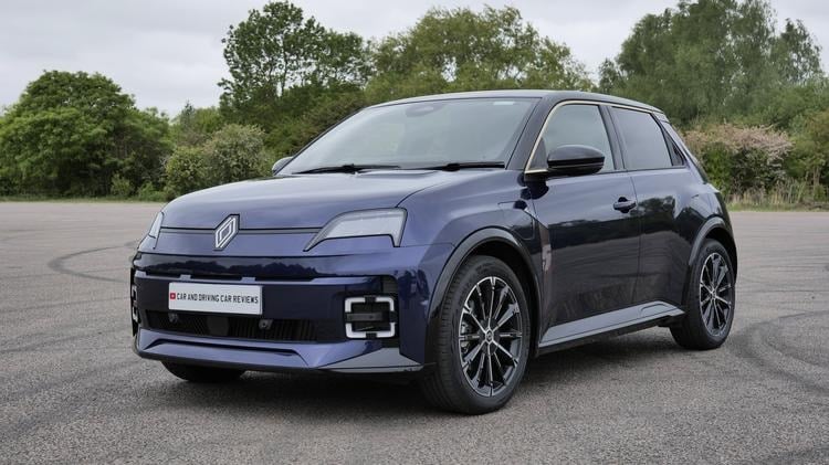 Renault 5 E-TECH Хэтчбек 90 кВт Evolution Urban Range 40 кВт⋅ч 5-дверный с автолизингом | Car Leasing People