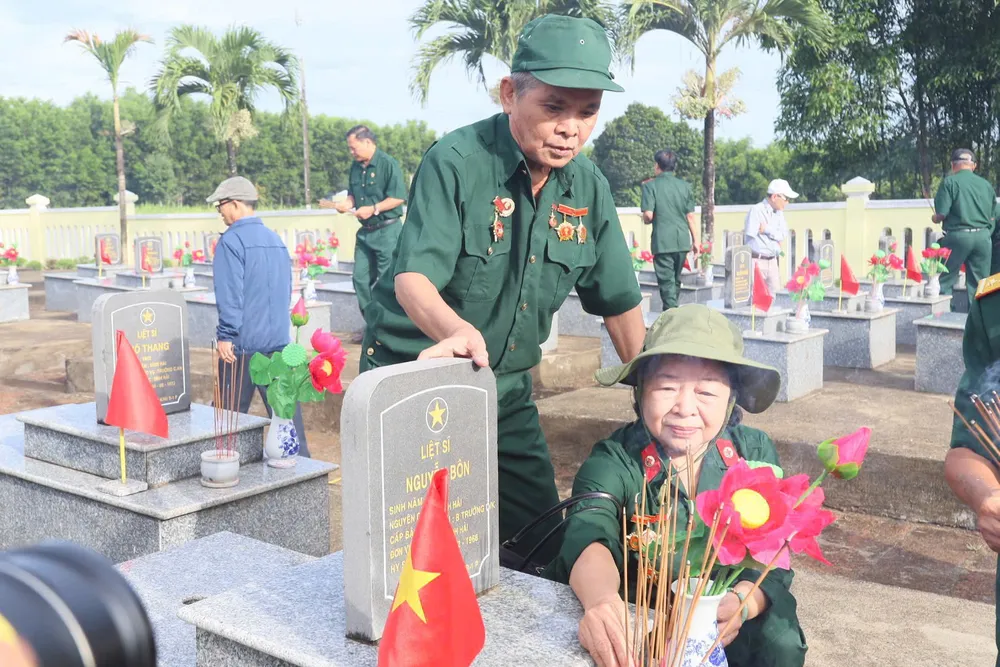 thắp hương