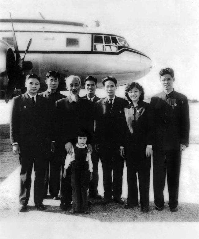 Chuyên cơ từng chở Chủ tịch Hồ Chí Minh được trưng bày tại Triển lãm thành tựu Đất nước 80 năm Quốc khánh - Ảnh 2.