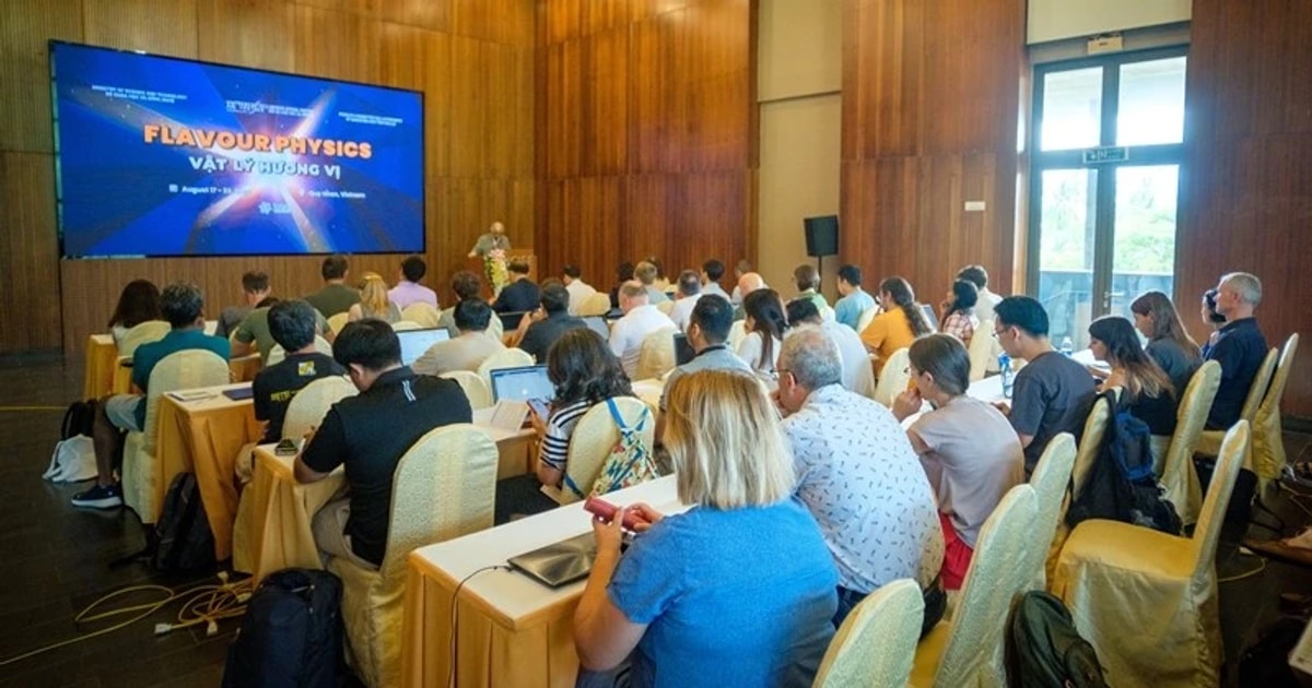 Gần 60 nhà khoa học tham dự Hội nghị quốc tế Vật lý hương vị...