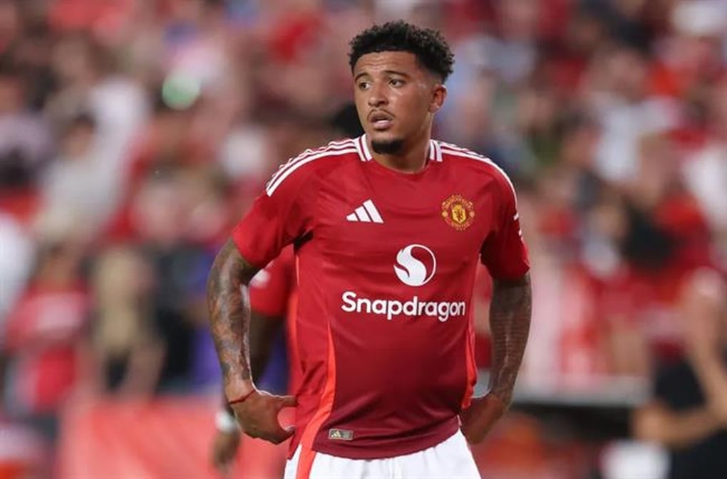 Jadon Sancho ra quyết định, Man Utd đau đầu “ôm cục nợ” - 2