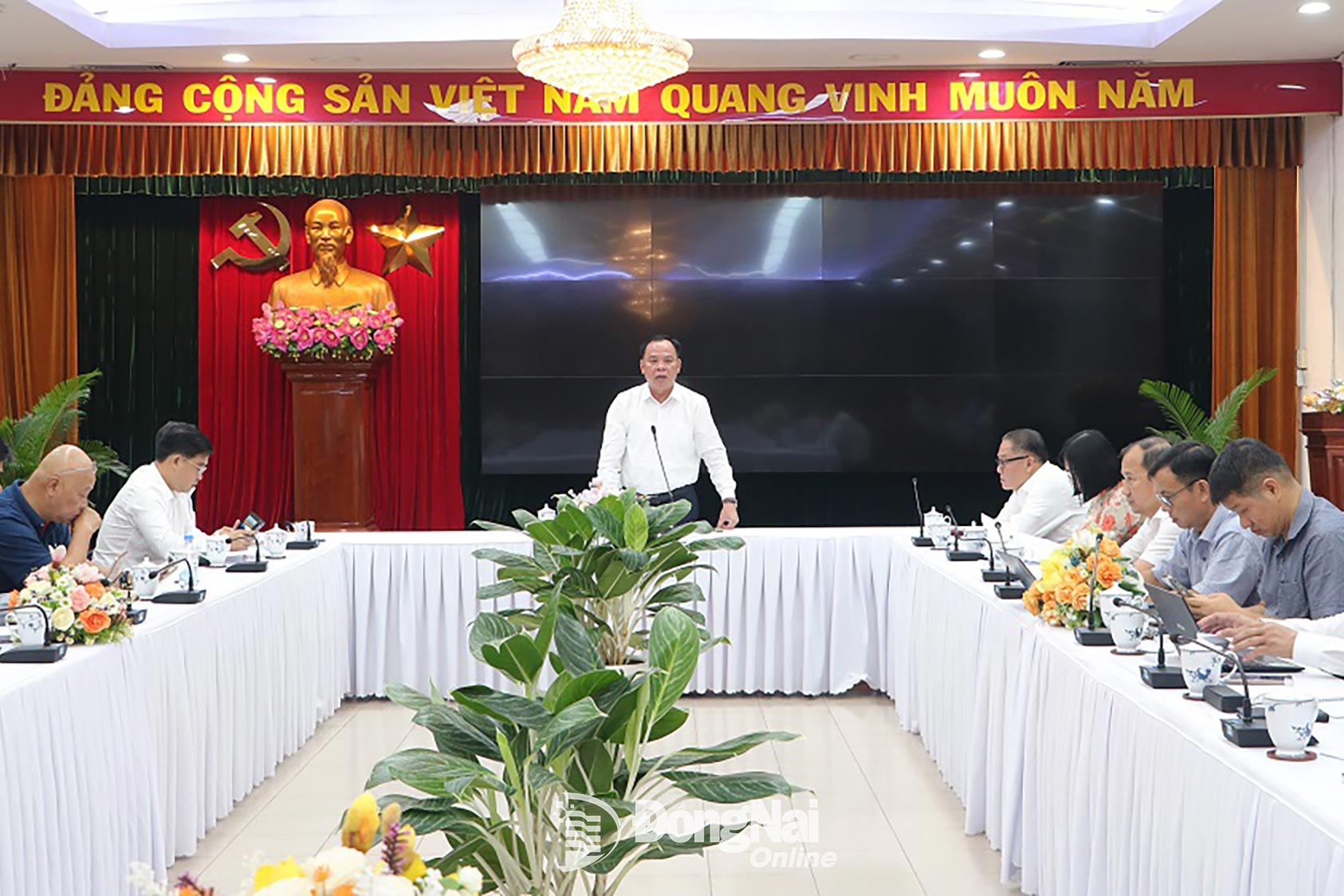 ด่งนาย: การเตรียมการที่ดีที่สุดสำหรับพิธีวางศิลาฤกษ์ พิธีเปิด และพิธีวางศิลาฤกษ์ 8 โครงการในจังหวัด