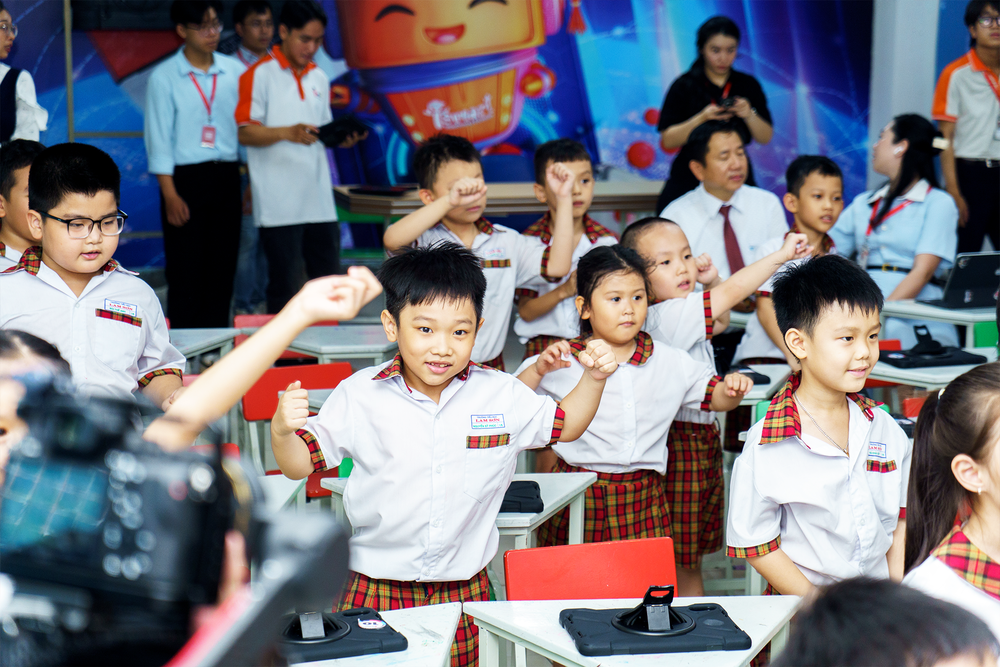 Từ công nghệ đến AI iSMART Education biến lớp học thành trải nghiệm học tiếng Anh mới mẻ - Ảnh 6.