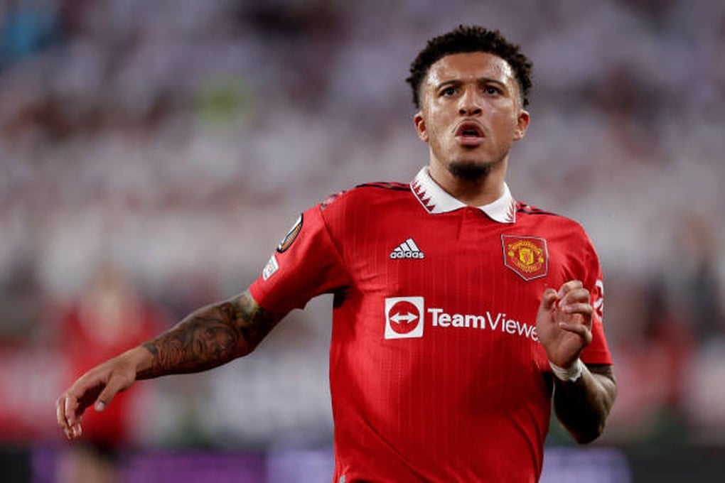Jadon Sancho ra quyết định, Man Utd đau đầu “ôm cục nợ” - 1