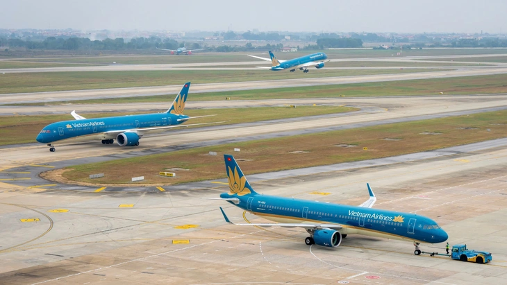 ベトナム航空は建国記念日の旅客に対応するため座席を10万席追加 - 写真1。
