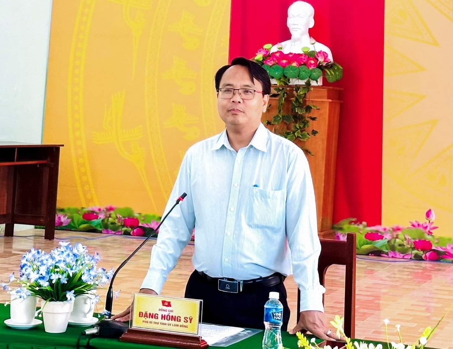 pho-bi-thu-tinh-uy-chi-dao-tai-buoi-lam-vi-1-.jpg