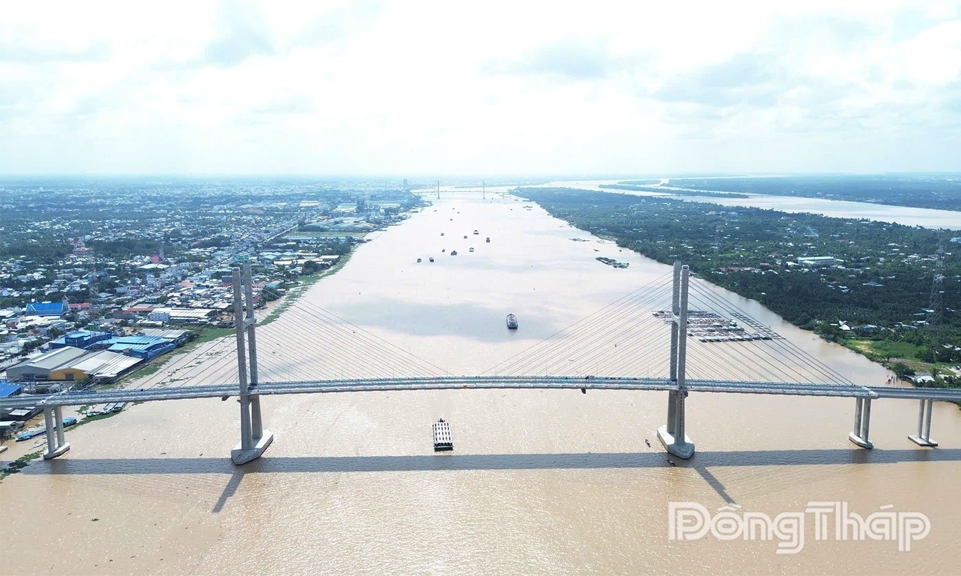 The inauguration ceremony of the Rach Mieu 2 Bridge Construction Investment Project on the morning of August 19 will be broadcast live on the platforms of Dong Thap Newspaper and Radio and Television.