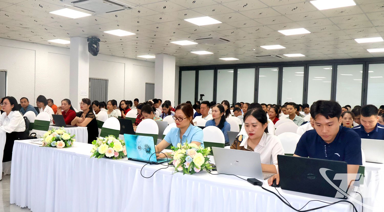 Tập huấn nâng cao nhận thức về thương mại điện tử