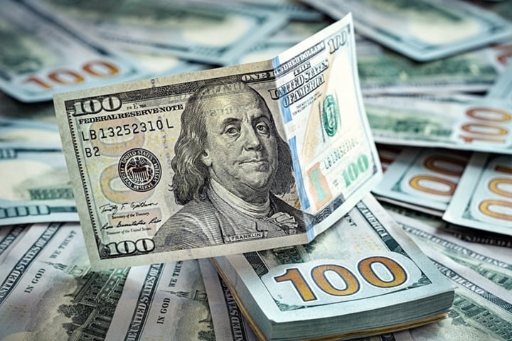 Giá USD ngân hàng vượt 26.500 đồng, cao nhất từ trước đến nay.