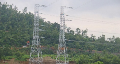 Dốc toàn lực đưa công trình đường dây 500kV Lào Cai - Vĩnh Yên về đích trước Quốc khánh 2/9