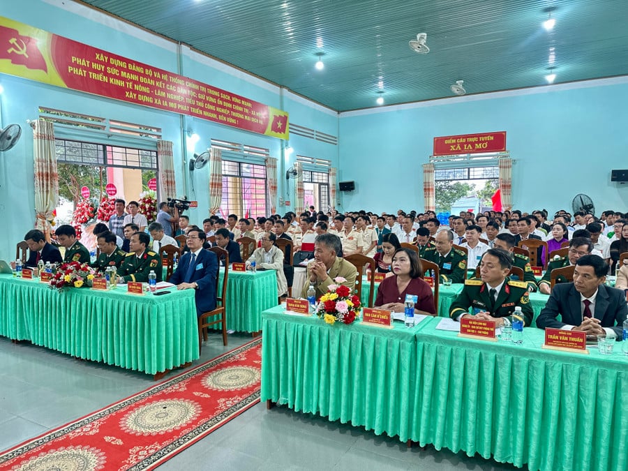2-cac-dai-bieu-du-dai-hoi-dang-bo-xa-ia-mo-lan-thu-i-nhiem-ky-2025-2030-anh-ha-duy.jpg
