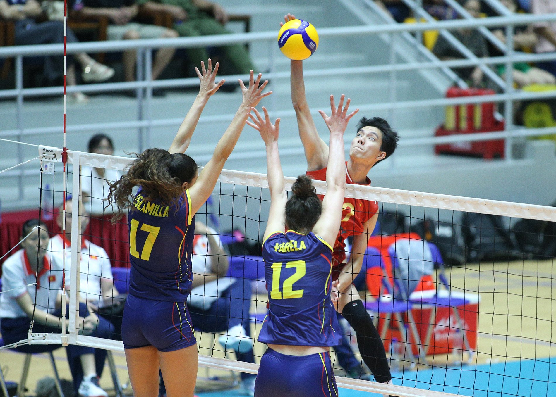 tuyen bong chuyen nu viet nam tay ban nha 12.JPG