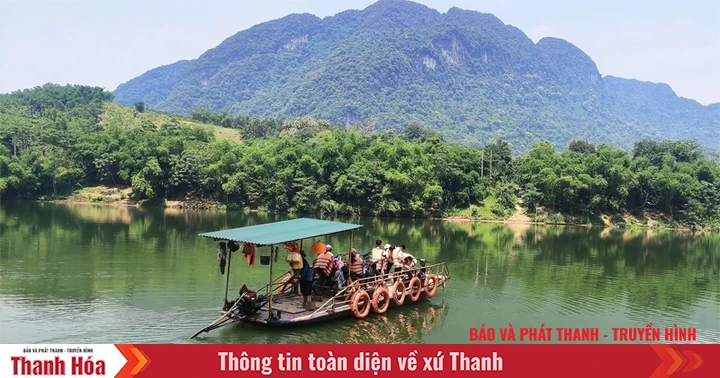 Vượt Mã giang đi tìm chữ