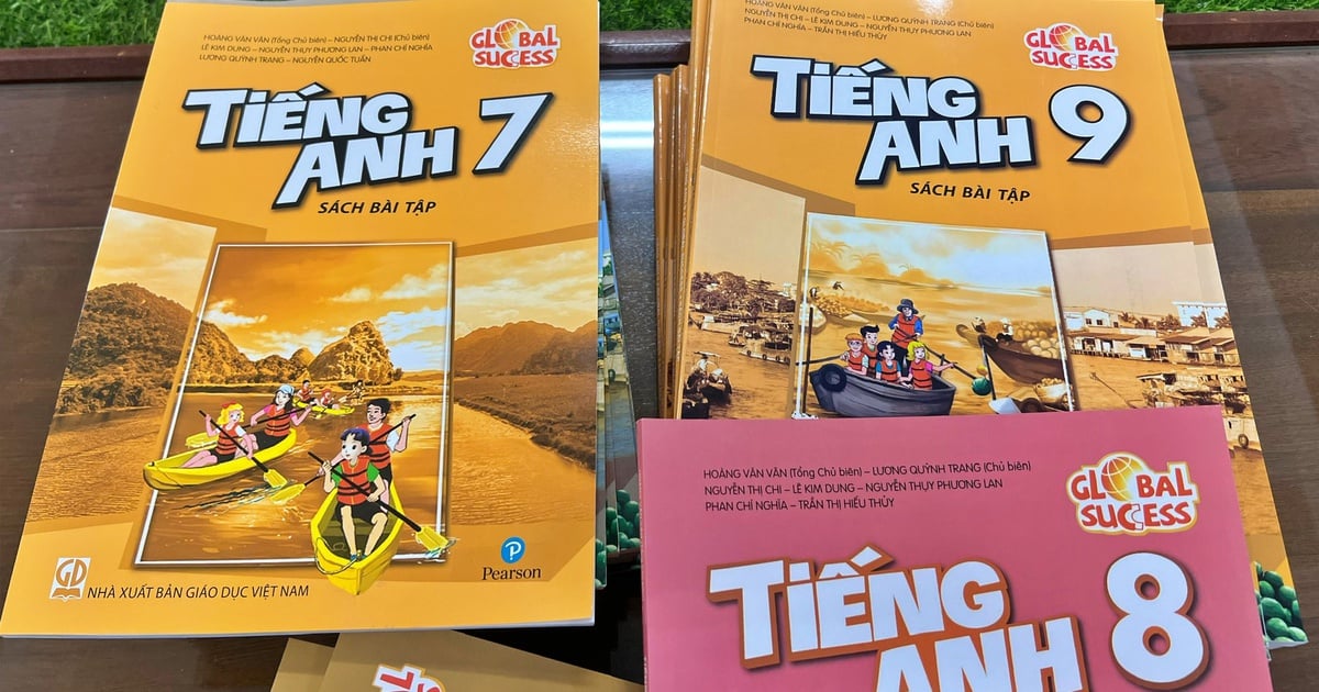 Vụ nghi sách giả ở Hà Nội: 2 trường phát hiện 204 quyển sách bất thường