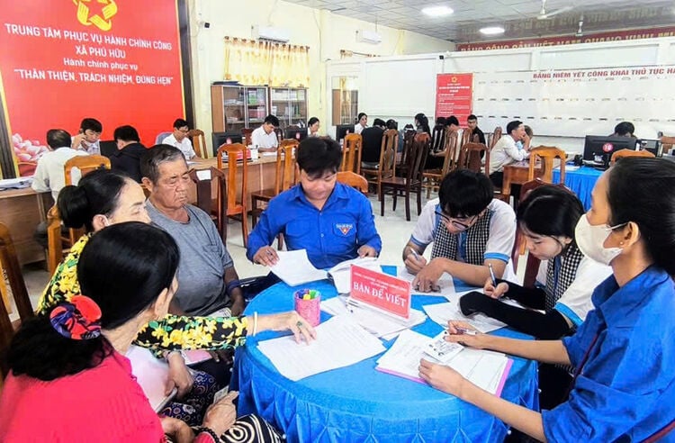 Phu Huu បានចាប់ផ្តើមយុទ្ធនាការអ្នកស្ម័គ្រចិត្តរដូវក្តៅបៃតងឆ្នាំ 2025
