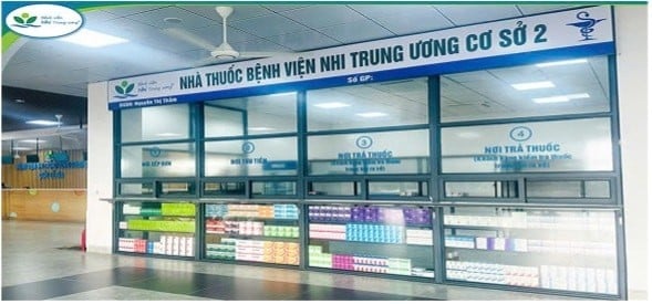 Nhà thuốc Bệnh viện Nhi Trung ương cơ sở 2 cũng đã sẵn sàng đi vào hoạt động đảm bảo cung cấp đầy đủ thuốc cho người bệnh.