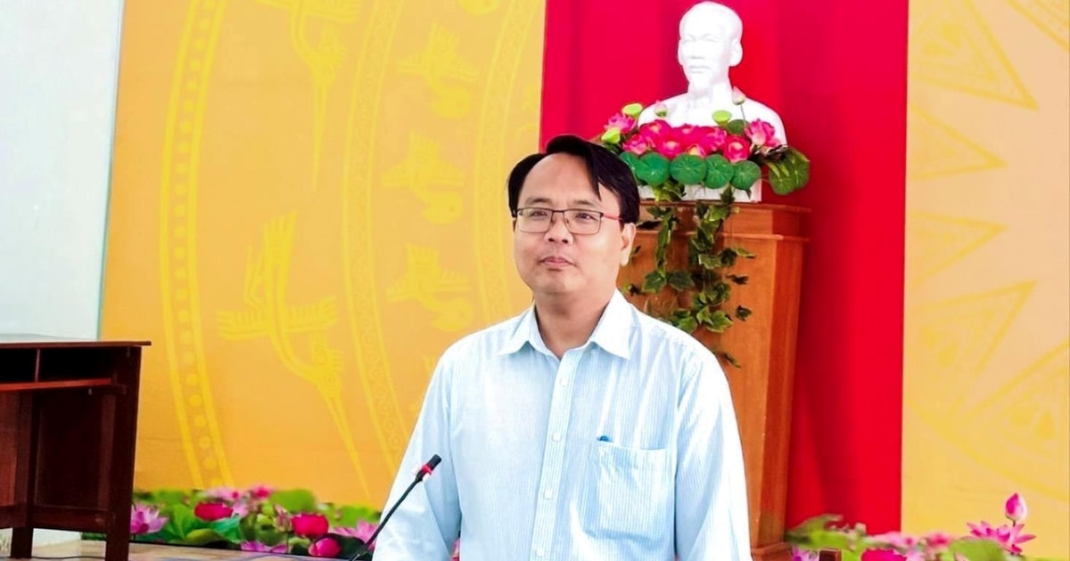 Phó Bí thư Tỉnh ủy Lâm Đồng Đặng Hồng Sỹ kiểm tra việc vận hành bộ máy tại xã Hòa Thắng