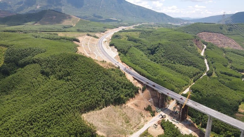 Thông tuyến cao tốc từ Hà Nội đến Đà Nẵng vào ngày 19/8- Ảnh 4.