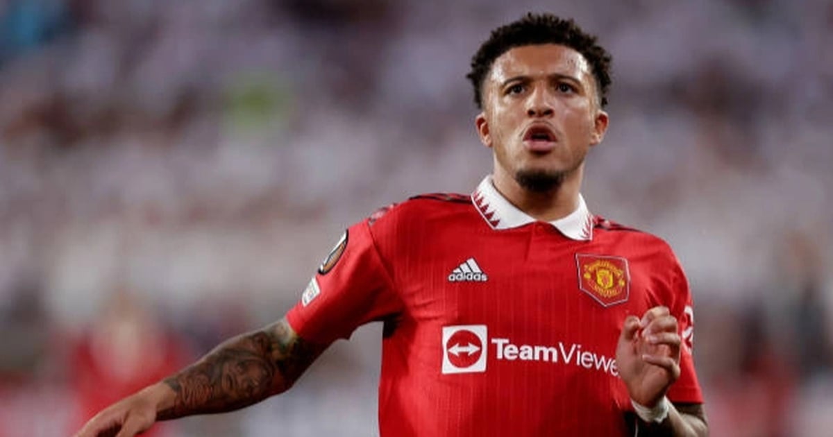 Jadon Sancho ra quyết định, Man Utd đau đầu “ôm cục nợ”