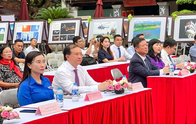 Trao 17 giải thưởng tại Festival Nhiếp ảnh Trẻ lần thứ 6 2025 - Ảnh 1.