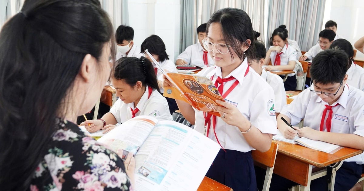 ការ​បង្រៀន​មិន​អាច​ពឹង​ផ្អែក​ពេក​ទៅ​លើ​សំណុំ​សៀវភៅ​សិក្សា​នោះ​ទេ។