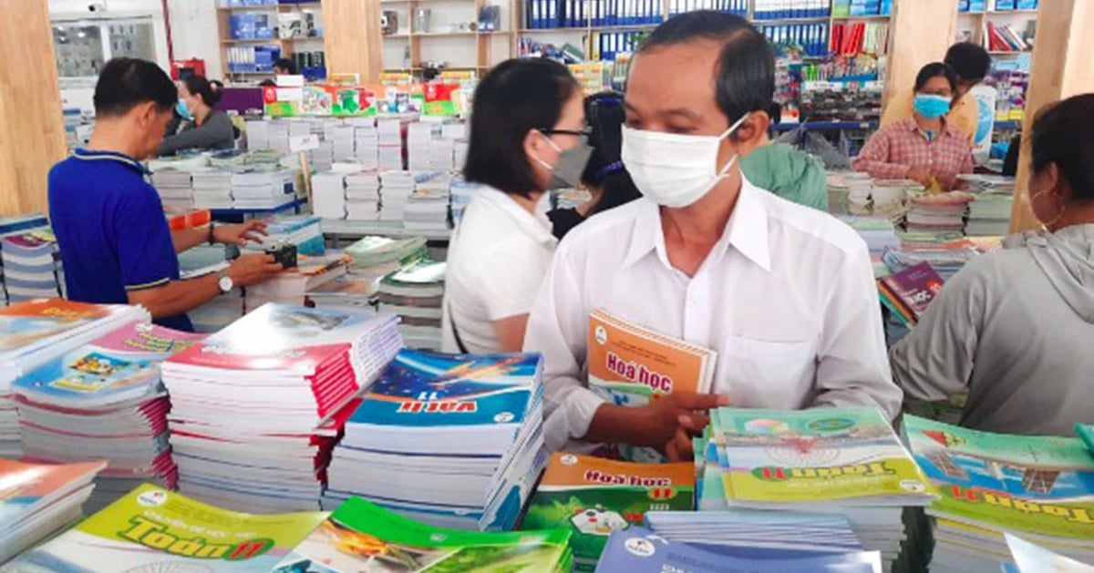 Vụ 'Một chương trình, nhiều bộ sách giáo khoa': Nhìn dưới góc độ lãng phí