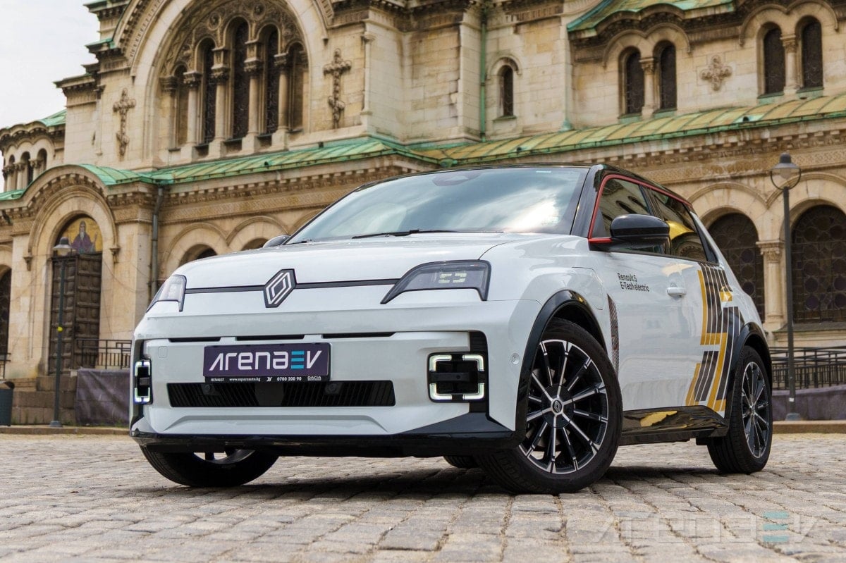 Renault 5 E-Tech Electric ជាប់ឈ្មោះជា 