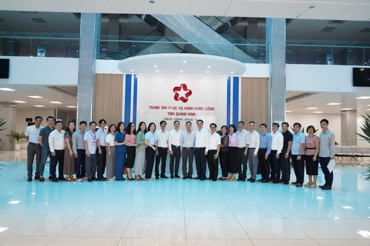 Đoàn công tác Bộ KH&CN khảo sát mô hình chính quyền địa phương 2 cấp tại tỉnh Quảng Ninh - Ảnh 3.