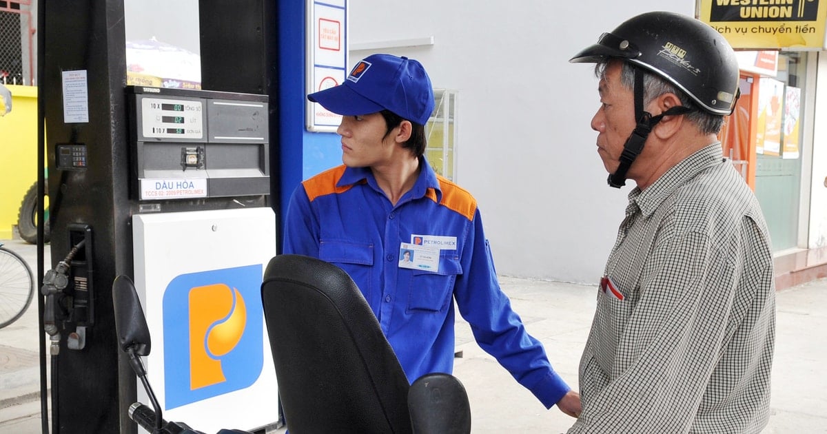 Giá xăng dầu hôm nay 18/8: Dầu thế giới lao dốc, trong nước tiếp tục giảm sâu