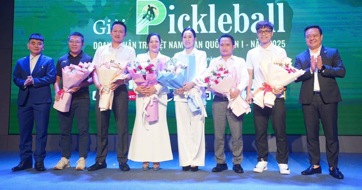 An attractive pickleball playground appears for young Vietnamese entrepreneurs