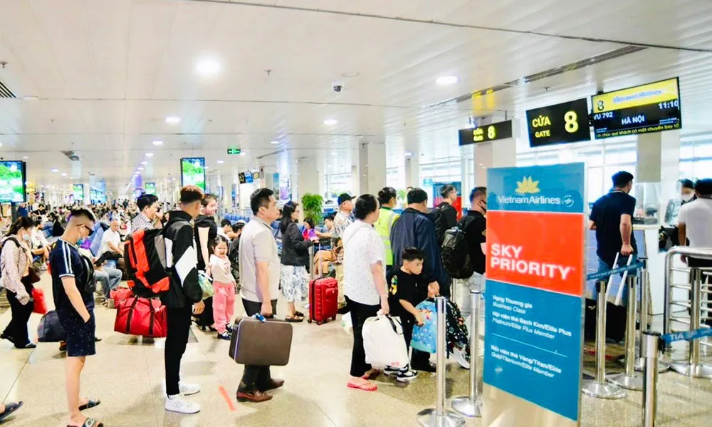 sanbaytansonnhat.jpg
