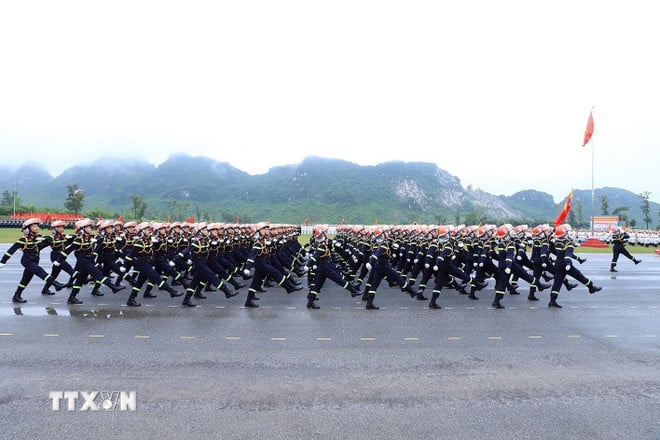 ttxvn-tong-hop-luyen-luc-luong-dieu-binh-dieu-hanh-thuc-hien-nhiem-vu-a80-8215092.jpg
