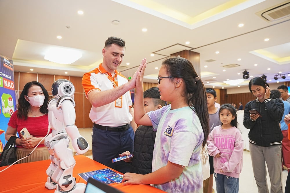 Từ công nghệ đến AI iSMART Education biến lớp học thành trải nghiệm học tiếng Anh mới mẻ - Ảnh 15.