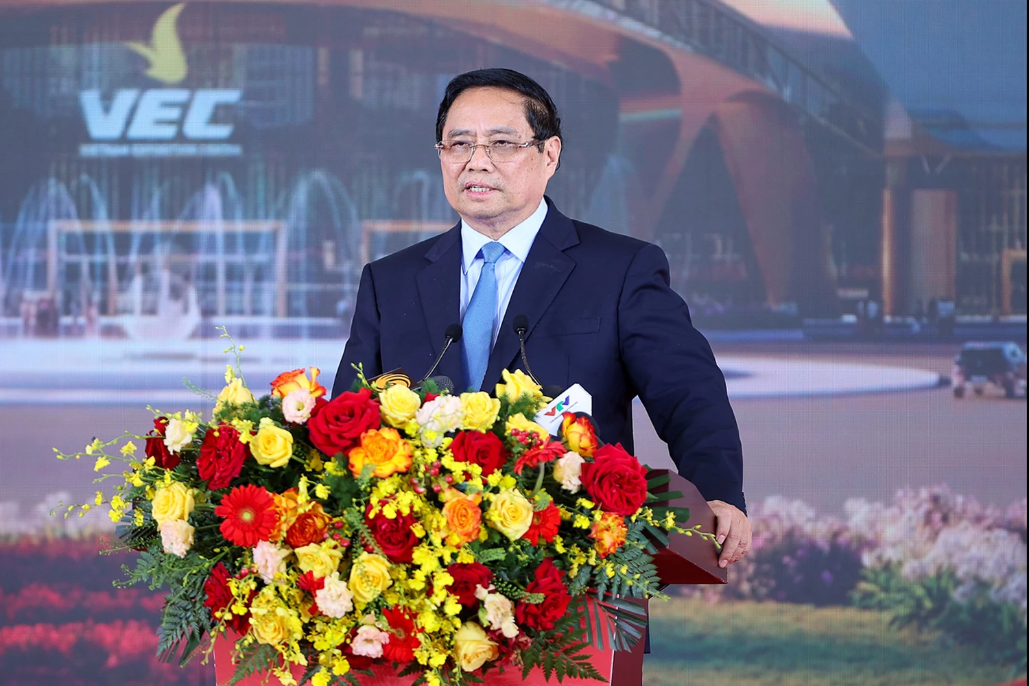 នាយករដ្ឋមន្ត្រី Pham Minh Chinh។