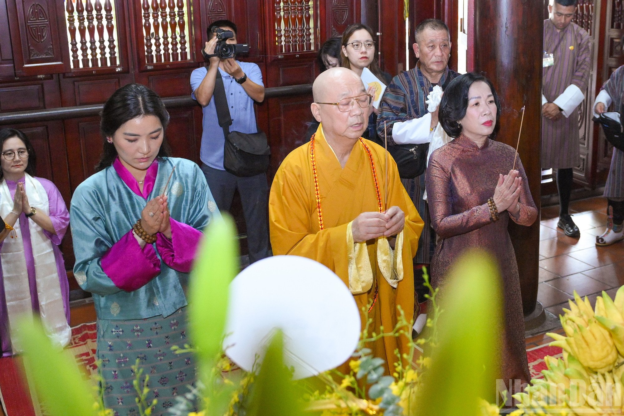 ndo_br_phu-nhan-2846.jpg