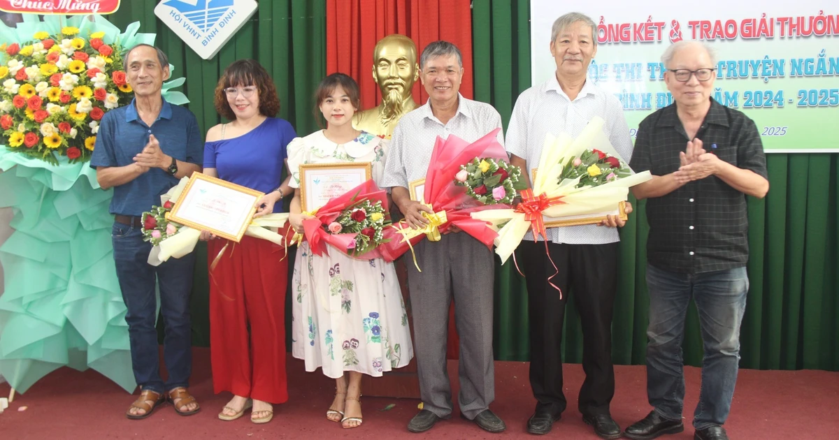 Lữ Hồng và hành trình nối dài cái đẹp trong mênh mang cõi người