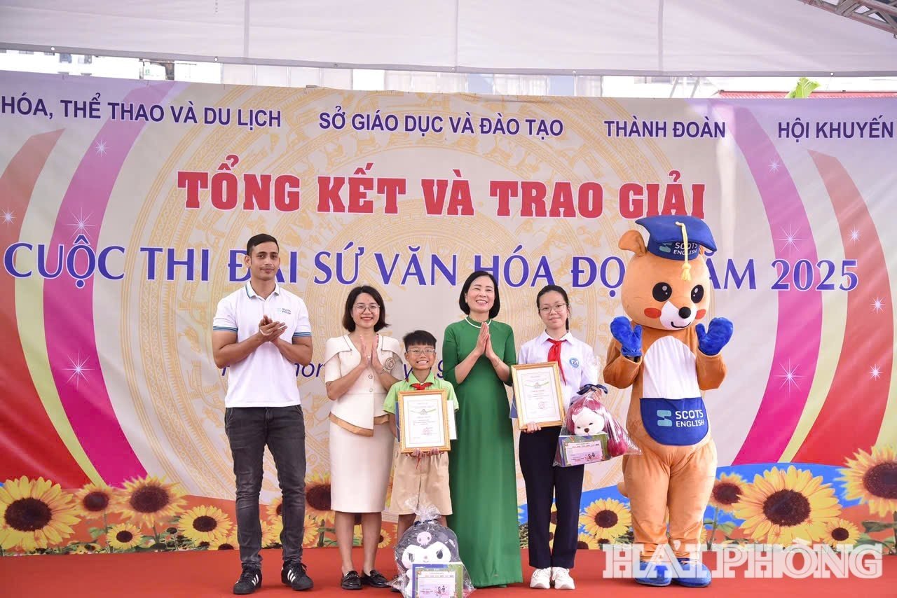 giai-nhat(1.jpg)