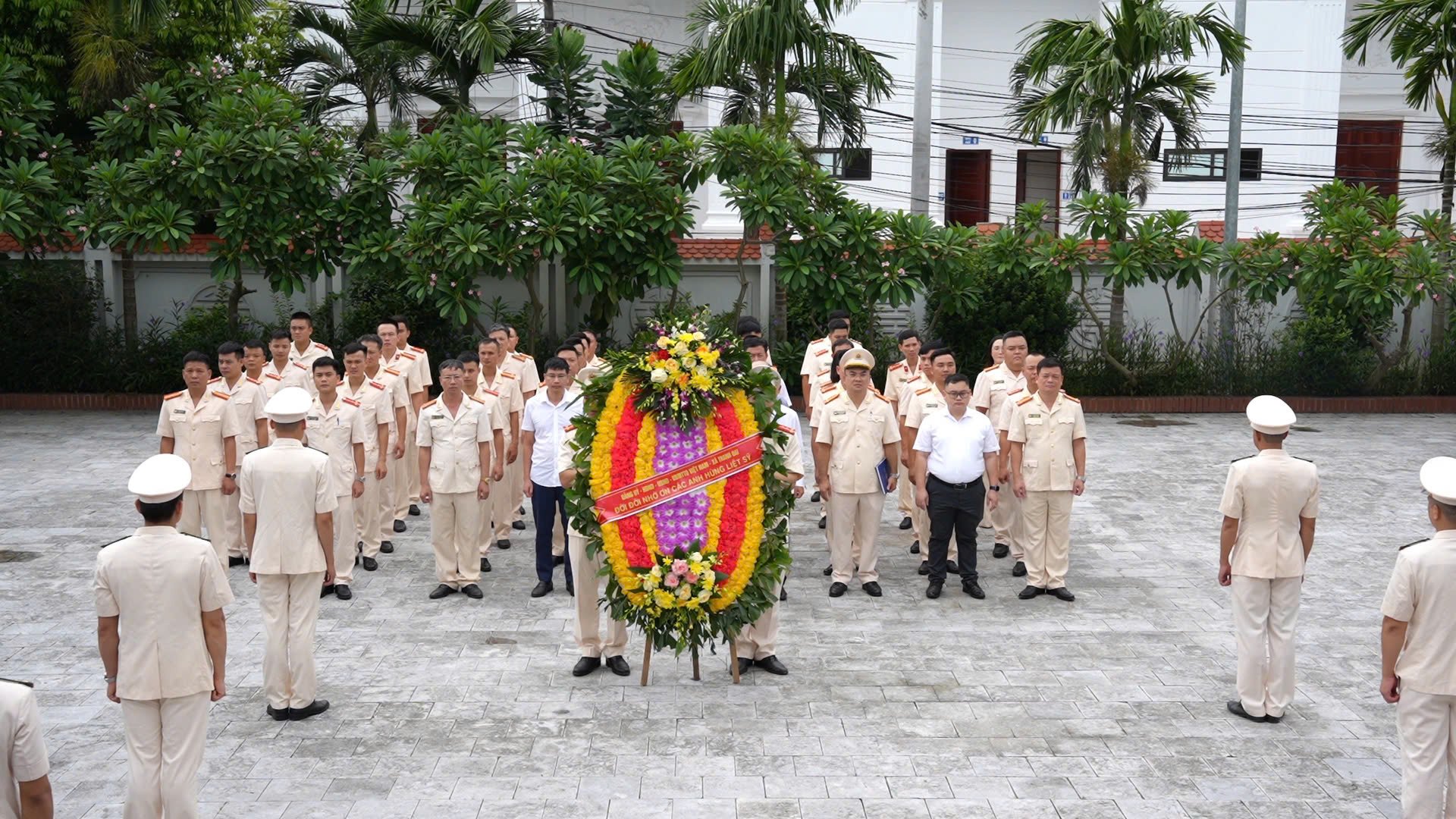 Xã Thanh Oai: Phát huy truyền thống 80 năm Công an nhân dân, xây dựng thế trận an ninh nhân dân vững chắc- Ảnh 7.