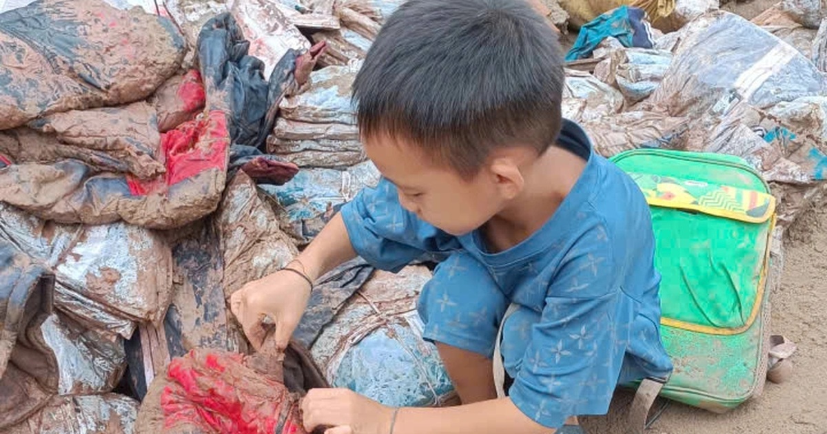 Học sinh vùng lũ Nghệ An sẽ tựu trường ở nhà văn hóa bản