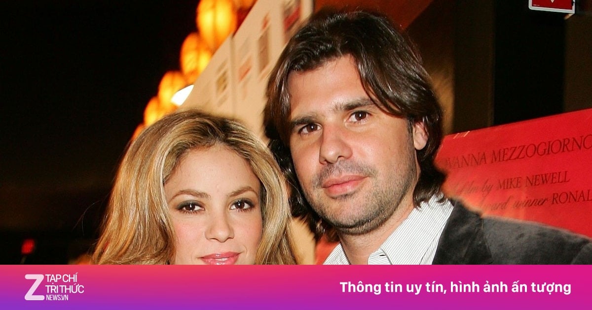 Shakira hẹn hò bạn trai cũ