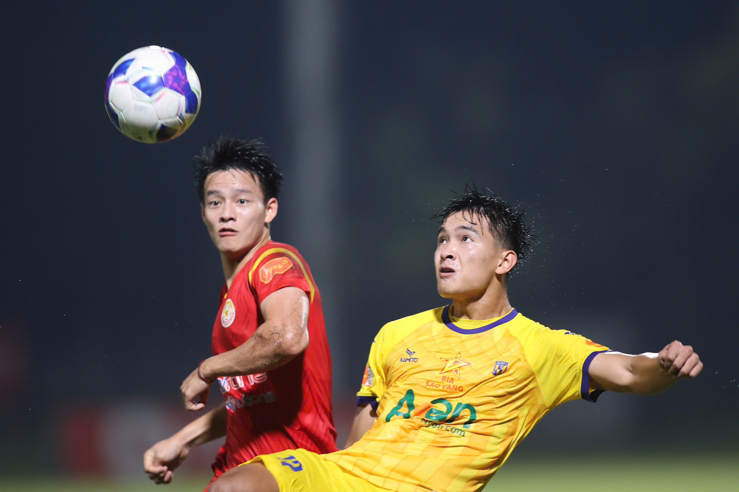 Ông Kim hài lòng với màn khởi đầu như mơ của V-League, cú hích lớn cho U.23 Việt Nam- Ảnh 3.