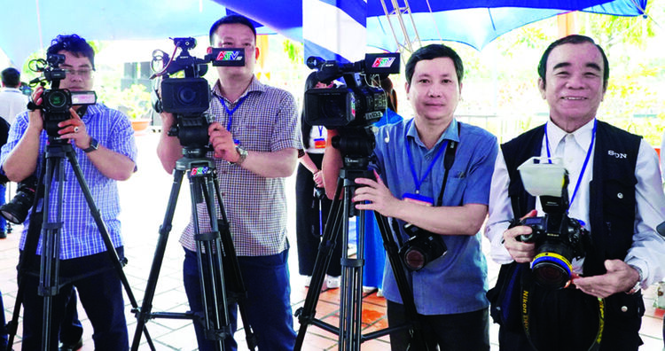 50 năm ấy, biết bao nhiêu tình!