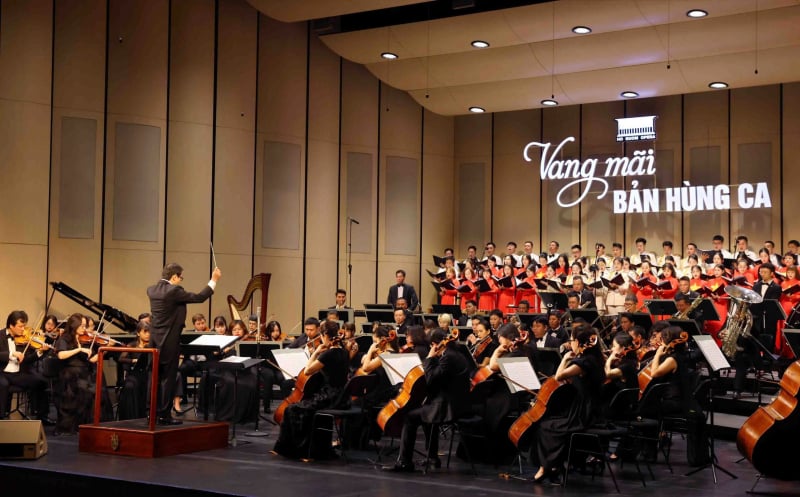 Chương trình nghệ thuật kỷ niệm 80 năm Ngày truyền thống CAND - “Vang mãi bản hùng ca” -0