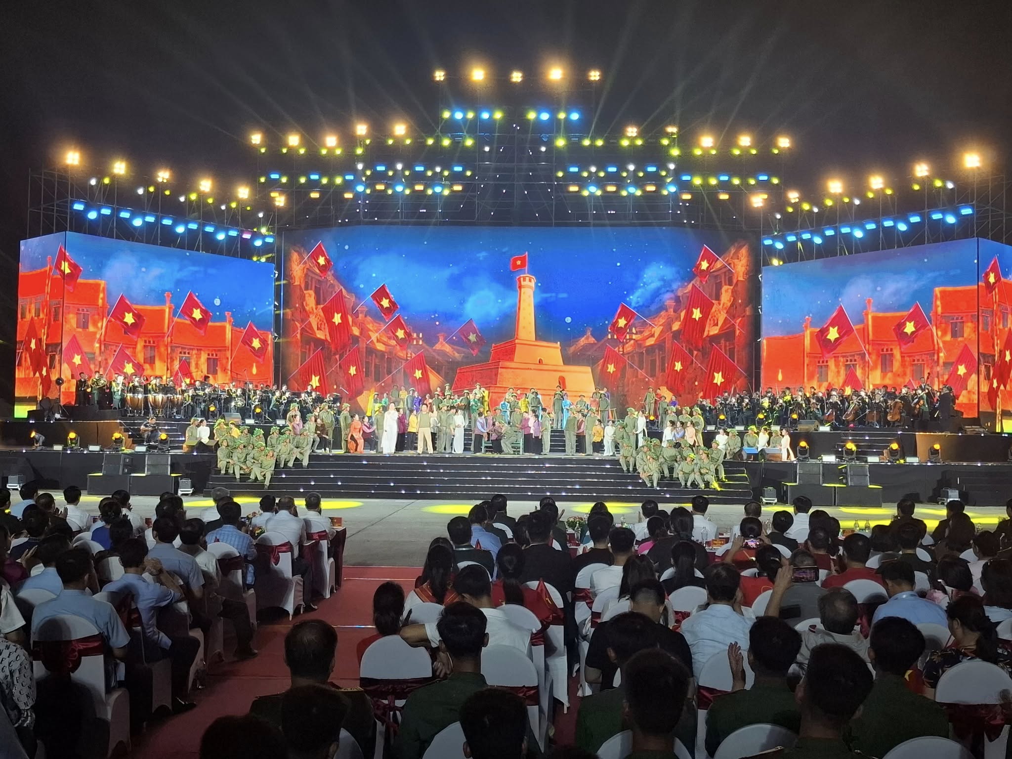 Program "80 tahun - Kebanggaan Vietnam"