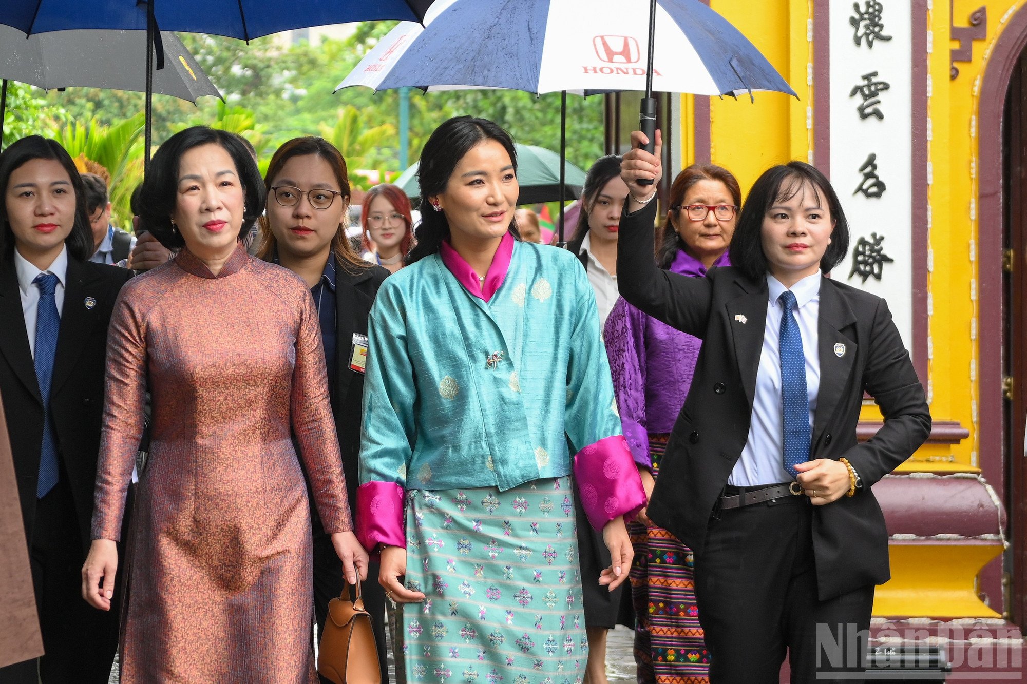 ndo_br_phu-nhan-2254.jpg