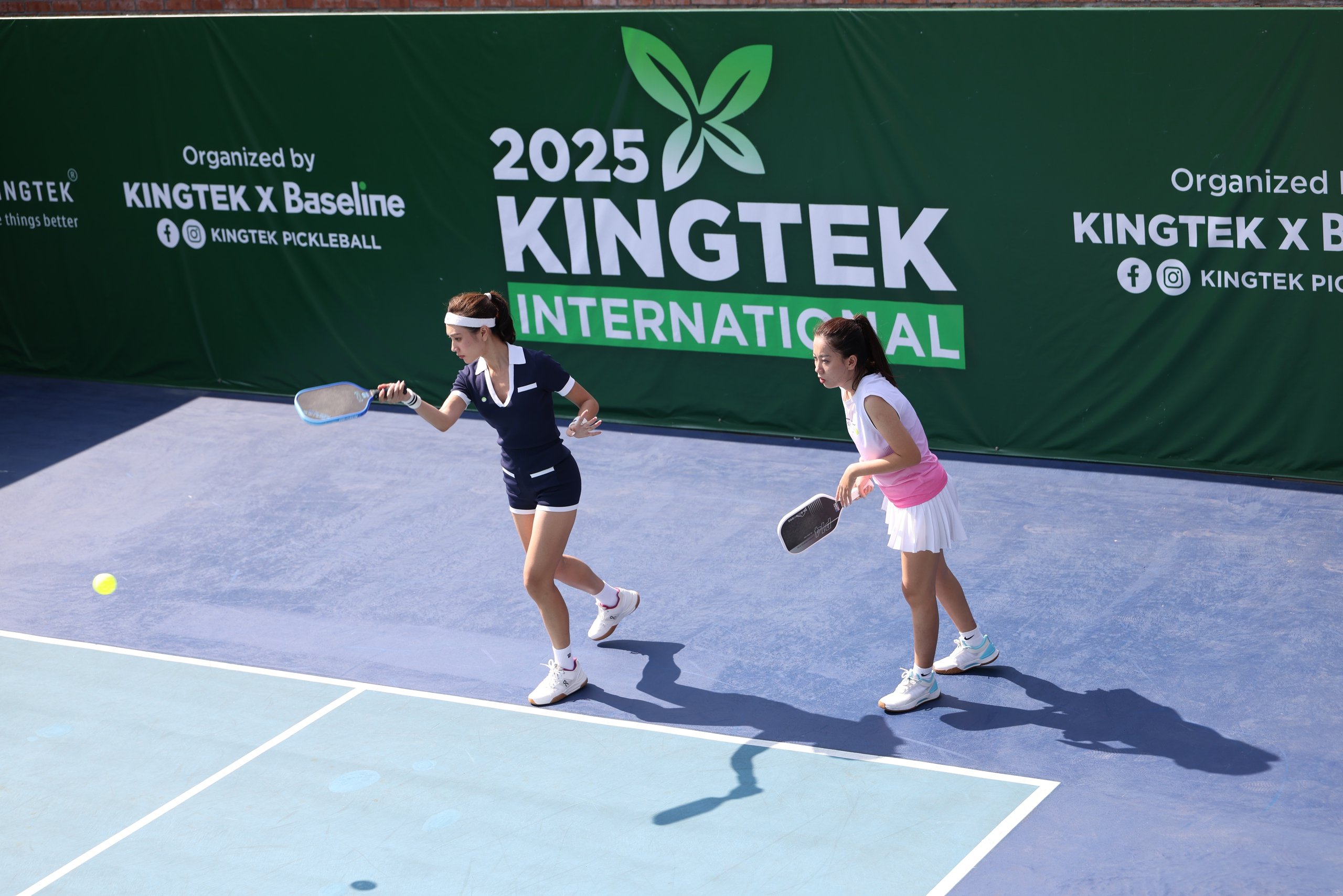 Các tay vợt Việt Nam gây sốt ở giải pickleball Kingtek International 2025- Ảnh 2.