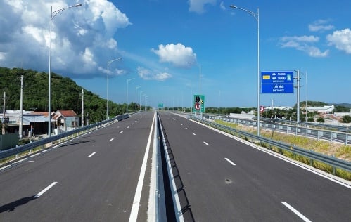 Đến 2030, cao tốc phủ khắp, kết nối mọi vùng -0