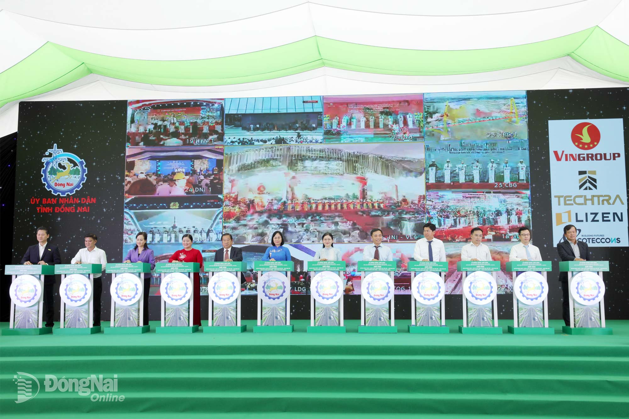 Đồng chí Tôn Ngọc Hạnh (thứ 6, từ phải qua), Ủy viên dự khuyết Trung ương Đảng, Phó Bí thư Thường trực Tỉnh ủy, Chủ tịch HĐND tỉnh Đồng Nai; đồng chí Nguyễn Thị Hoàng (thứ 7, từ phải qua), Tỉnh ủy viên, Phó Chủ tịch UBND tỉnh Đồng Nai và các đại biểu thực hiện nghi thức khởi công Dự án Thành phần 1, đầu tư đường cao tốc Bắc - Nam phía Tây đoạn Gia Nghĩa - Chơn Thành.